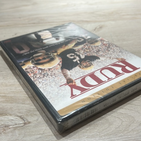 Sealed DVD movie Rudy - Picture 2 of 3